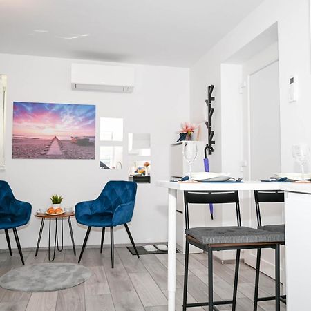 Blue Apartment With Free Parking Любляна Экстерьер фото