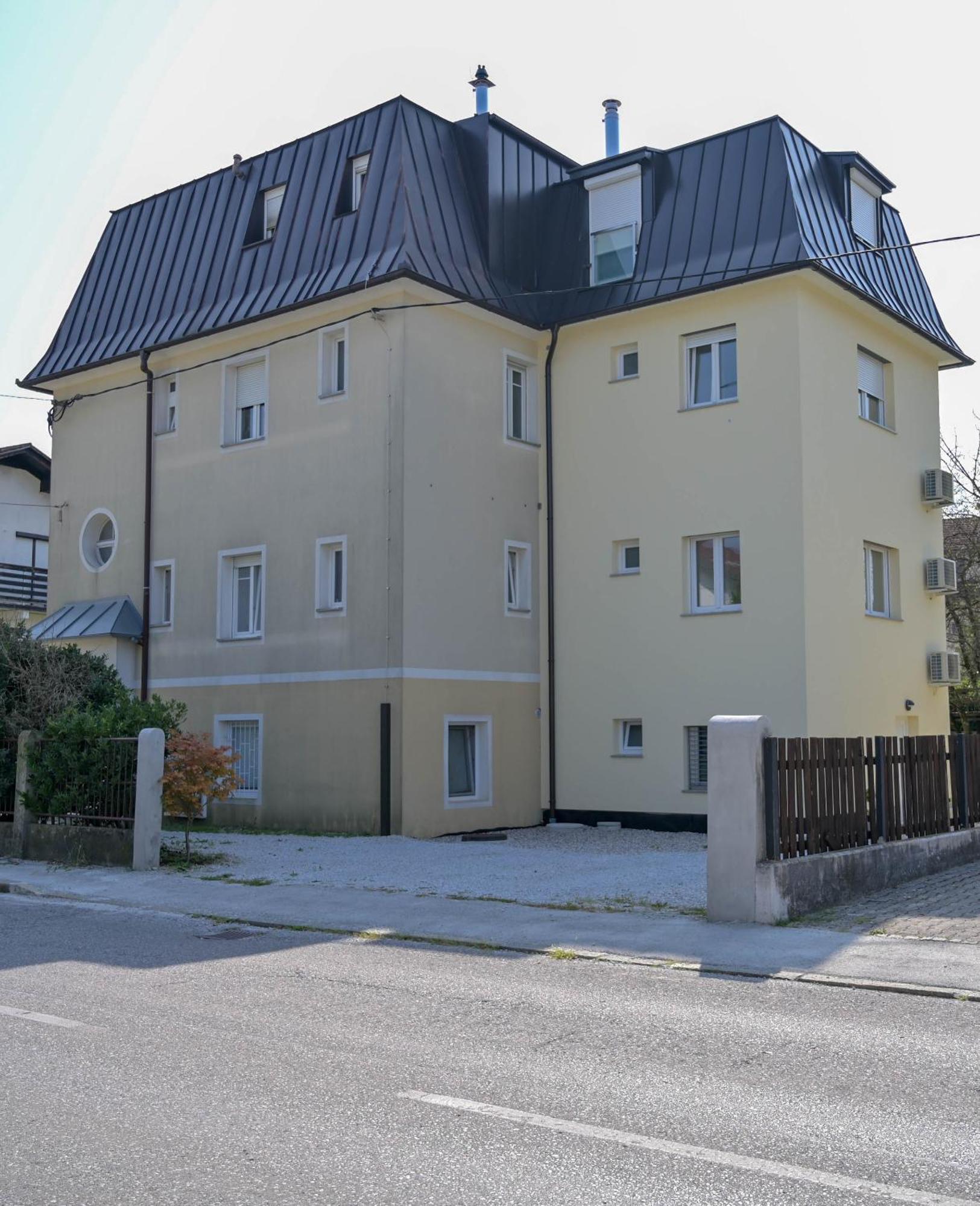 Blue Apartment With Free Parking Любляна Экстерьер фото