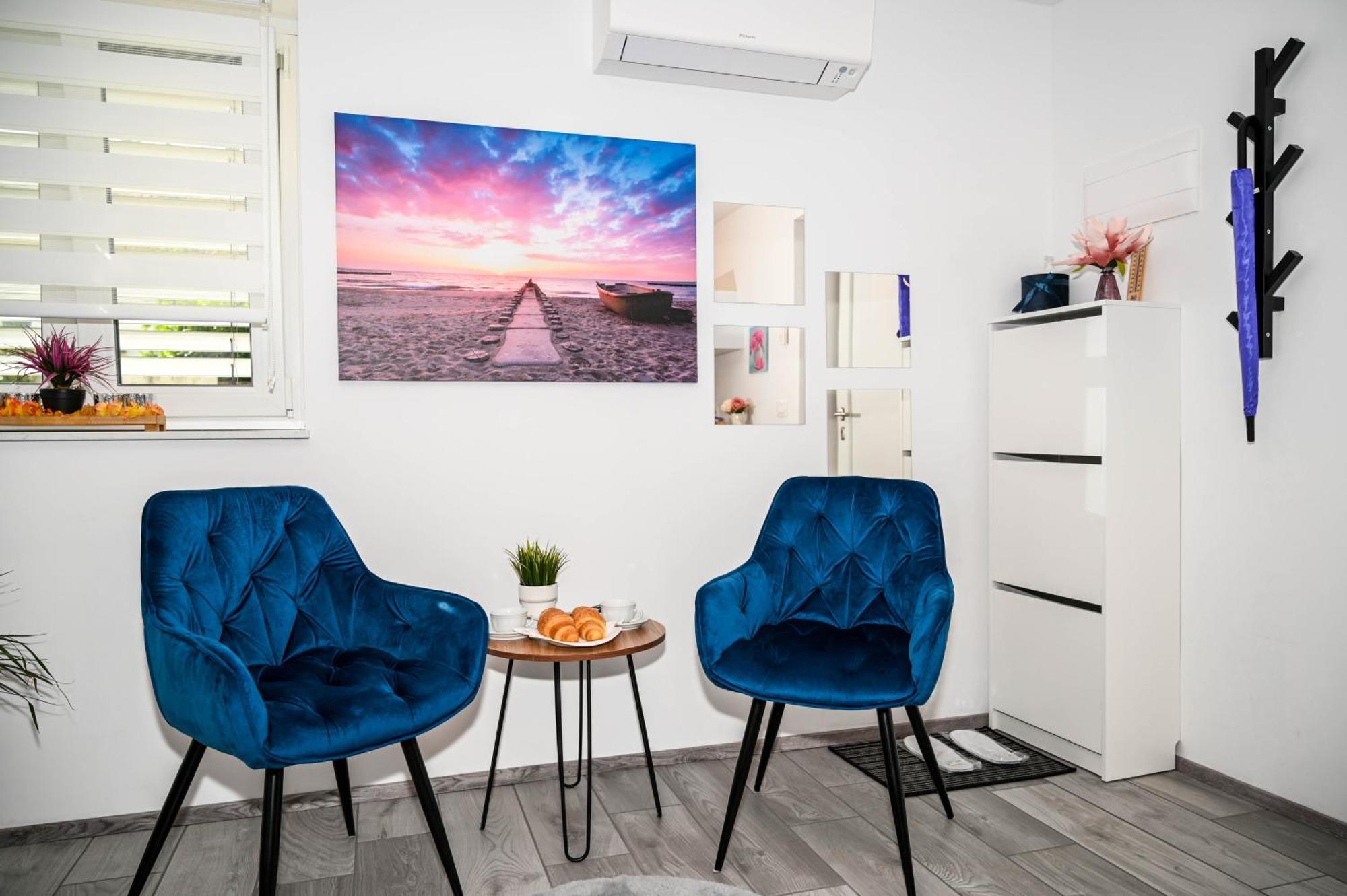Blue Apartment With Free Parking Любляна Экстерьер фото
